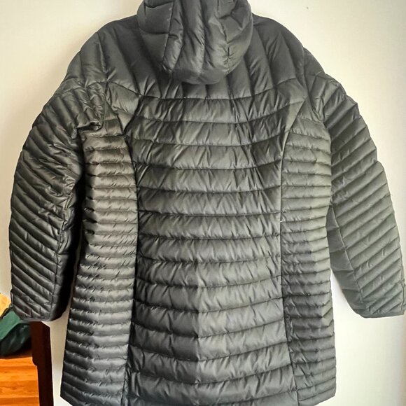 Eddie Bauer Black Puffer Jacket - Picture 7 of 9